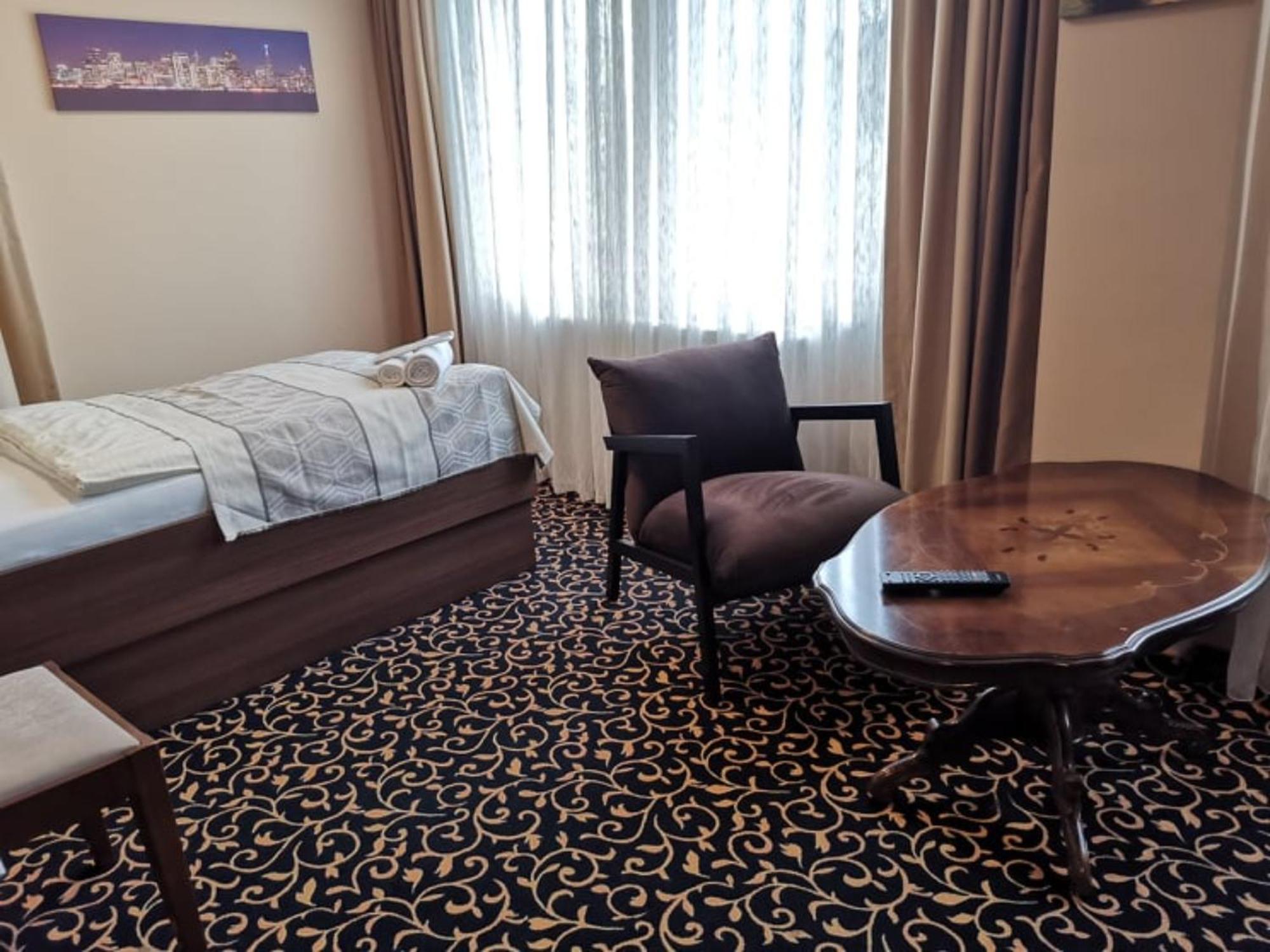 Hotel Zum Weissen Ochsen Ален Екстер'єр фото